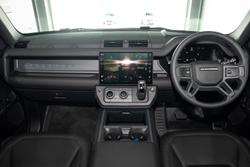 2026 Land Rover Defender 110 P425 X-Dynamic SE