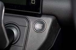 2026 Land Rover Defender 110 P425 X-Dynamic SE