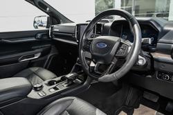 2024 Ford Everest Platinum