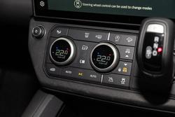 2026 Land Rover Defender 110 D350 X-Dynamic HSE