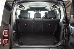 2026 Land Rover Defender 110 D350 X-Dynamic HSE