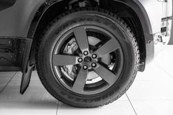 2026 Land Rover Defender 110 D350 X-Dynamic HSE