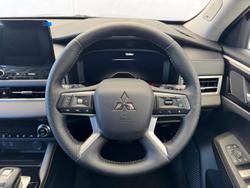 2025 Mitsubishi Outlander Aspire