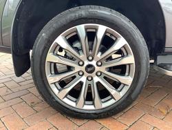 2023 Ford Everest Platinum