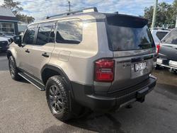 2024 Toyota Landcruiser Prado Altitude