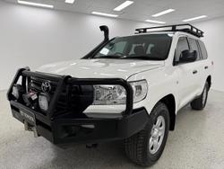 2020 Toyota Landcruiser GX VDJ200R 4X4 Dual Range Glacier White