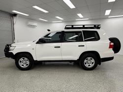2020 Toyota Landcruiser GX VDJ200R 4X4 Dual Range Glacier White