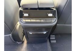 2025 LDV D90 Mode SV9A MY25 NATURAL WHITE (2D)