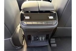 2025 LDV D90 Mode SV9A MY25 NATURAL WHITE (2D)