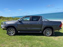 2015 Toyota Hilux SR5