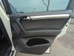 2006 Audi Q7 TDI Four Wheel Drive White