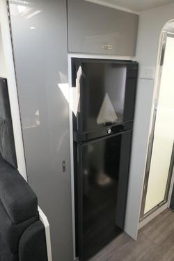 2021 GREAT AUSSIE 2OURER SINGLE BEDS