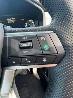 2025 Mitsubishi Outlander PHEV Exceed