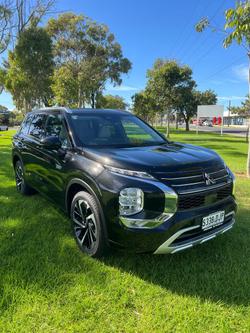 2025 Mitsubishi Outlander PHEV Exceed