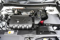 2019 Mitsubishi Outlander ES