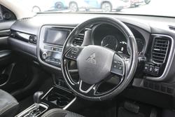 2019 Mitsubishi Outlander ES