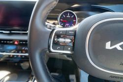 2022 Kia Carnival SLi