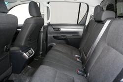 2020 Toyota Hilux SR5