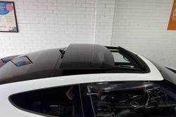 2017 Hyundai Veloster FS5 Series II White Crystal