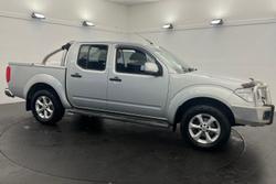 2014 Nissan Navara ST