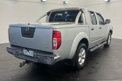 2014 Nissan Navara ST