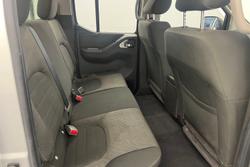 2014 Nissan Navara ST