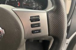 2014 Nissan Navara ST