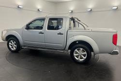 2014 Nissan Navara ST