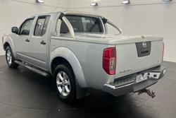 2014 Nissan Navara ST