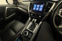 2021 Mitsubishi Pajero Sport GLS