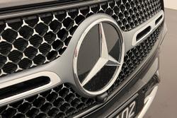 2025 Mercedes-Benz GLC-Class GLC300