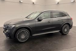 2025 Mercedes-Benz GLC-Class GLC300