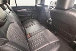 2022 Isuzu MU-X LS-T