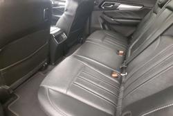 2022 Isuzu MU-X LS-T