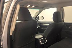 2020 Toyota Hilux SR5