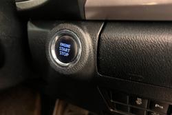 2020 Toyota Hilux SR5