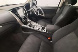 2023 Mitsubishi Pajero Sport GLS