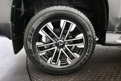 2023 Mitsubishi Pajero Sport GLS