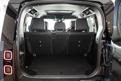 2026 Land Rover Defender 110 D350 X-Dynamic HSE