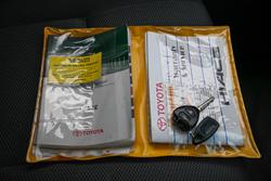 2011 Toyota Hiace Commuter