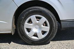 2011 Toyota Hiace Commuter