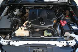 2020 Toyota Hilux SR