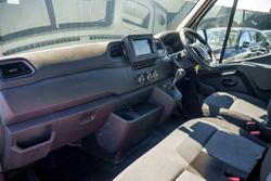 2024 Renault Master Pro 110kW