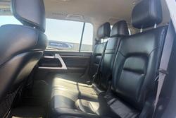 2016 Toyota Landcruiser VX