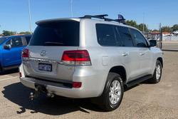 2016 Toyota Landcruiser VX