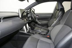 2025 Toyota Corolla Cross GXL