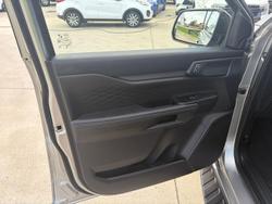 2025 Ford Everest Ambiente