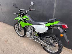 2025 Kawasaki KLX250 GREEN
