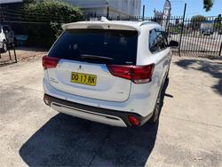 2018 MITSUBISHI OUTLANDER LS 7 SEAT (AWD) ZL MY19 White