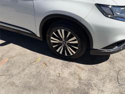 2018 MITSUBISHI OUTLANDER LS 7 SEAT (AWD) ZL MY19 White